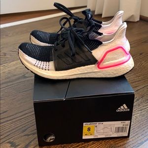 Adidas UltraBoost 19 8